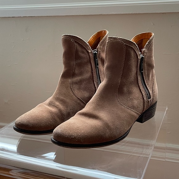 Seychelles Booties - Picture 3 of 5